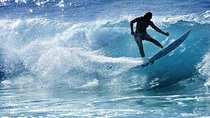 Intermediate Group Surf Lesson on Maui South Shore