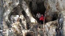 2-Hour Alpine Private Hiking Tour along Luckerte Wand Mountain from Vienna