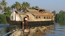 Kochi Private Tour: Overnight Alleppey Backwaters Luxury Houseboat Cruise