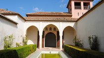 Malaga Monuments Private Walking Tour 