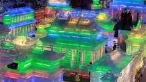 Beijing Private Tour to Badaling Ski Resort and Longqing Gorge Ice Lantern Festival