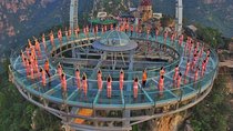 Private Tour to Shilinxia Glass Platform and 798 Art District with Cable Car
