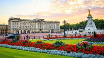 Luxury Chauffeured Minivan at Your Disposal in London for Full Day