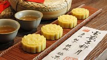 King's Joy Vegetarian Restaurant Dining Experience and Beijing City Night Tour