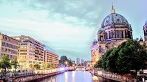 Berlin Like a Local: Customized Private Tour