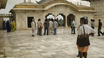 ALL INCLUSIVE Taj Mahal and Agra Tour from Delhi by Express Train