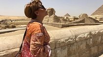 Private Tour To Pyramids of Giza Sphinx Valley Temple