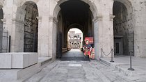 Exclusive Colosseum Arena Through The Back Door