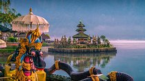 The Beauty of Bali : Bedugul, Taman Ayun Temple and Tanah Lot Temple Tour. 