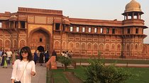 Taj Mahal Sunrise Private Tour from Delhi