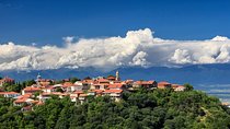 Private 4 days Food & Wine and Sightseeing tour to Kakheti, Kazbegi, Mtskheta.