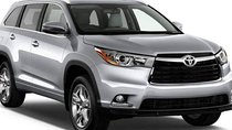 Airport pick up (From Airport to Hotels in Ho Chi Minh City) -Private 7 seat Car
