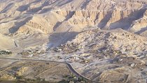 Luxor Private Day Tour: Medinet Habu - City Monastery - Tombs of Nobles