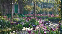 Giverny & Auvers Private Tour "On the road of Impressionists"