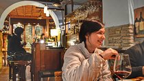 Wine Tasting, Food & Sightseeing Tour in Rome with local guide