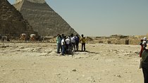 Cairo pyramids and Egyptian museum tour