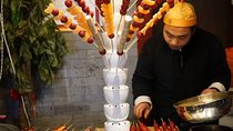 Beijing Private Food Walking Tour in Houhai Lake and Nanluoguxiang Hutong