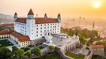 Budapest-Bratislava private transfer with luxury van