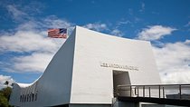 Day Trip from Kona to Oahu: Pearl Harbor WWII Heroes Adventure
