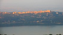 Villa D'Este and Wine Tasting in Castel Gandolfo Private Tour with Driver