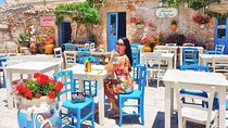 COLORS , FLAVORS and SMELLS IN THE SCENIC BAROQUE of SICILY