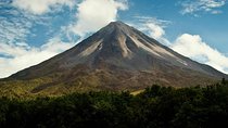 San Jose Airport Private Transfer to La Fortuna 1 to 4 People