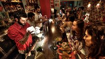 Athens by Night: Small Group Sightseeing with Drinks and Food Tasting