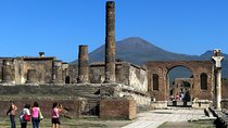 Shared Pompeii Tour from Naples – Guide & Tickets Included