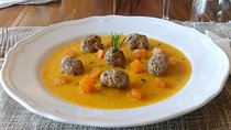 Lunch or dinner and cooking demo at a local home in Padova