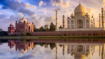 Taj Mahal & Abhaneri Step Well's Day Tour From Jaipur