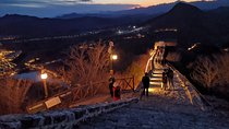 Illuminated Great Wall Tour to Simatai Section and Gubei Water Town with Dinner