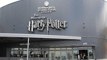 London to Harry Potter Studio Private Round-Trip Transfer