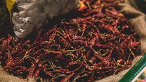 Spice Market & Old Delhi Highlights: Guided 3-Hour Tour