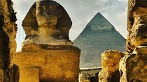 Private Day Tour Giza Pyramids, Memphis and Sakkara Pyramids 