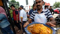 Sambal & Curry Street Food City Tour with Professional Tour Guide