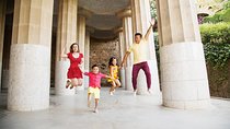 Park Guell Private Photoshoot with Skip the Line Ticket