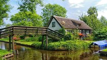 Private Tour to Keukenhof tulip fields, Giethoorn from Amsterdam