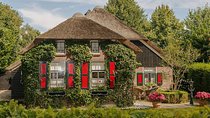 Private day trip to Lelystad and Giethoorn 