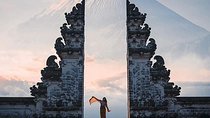 Full-Day Eastern Gate of Heaven at Lempuyang Temple