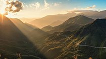 2-Day Spectacular Sapa Trekking and Bus Tour (overnight at 4 star hotel)