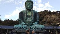 8-hour Kamakura tour by qualified guide using public transportation