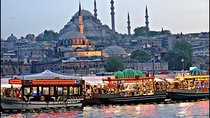 Hiking along the Golden Horn