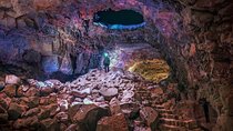 Lava Tunnel Tour Including Transfers from Reykjavik 