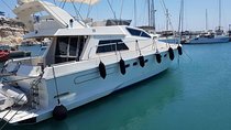 Private Day Yachttrip from Santorini to Thirasia via Red beach & Hot Springs 