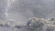 Transfer From Naples Train Station/area to Sorrento - 2hr stop in Mt. Vesuvius