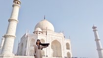 Private! Same Day Taj Mahal Trip By Car From Delhi