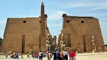 Private tour to Luxor from Hurghada . COMPLETELY DIFFERENT THAN THE OTHERS