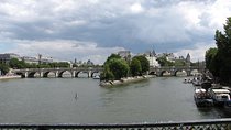 Paris - Historic Guided Walking tour