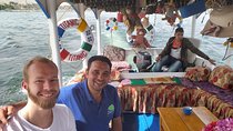 From Makadi Bay: Full-Day Tour of Luxor by car