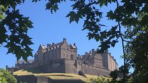 Private Walk: Edinburgh Old Town and New Town